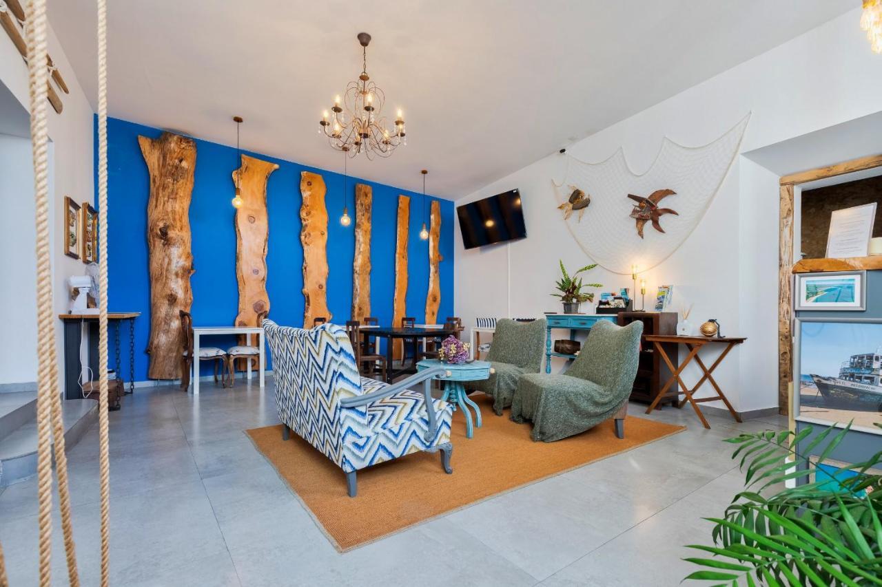 Marina Blue - Apartments & Suites Setúbal Eksteriør billede
