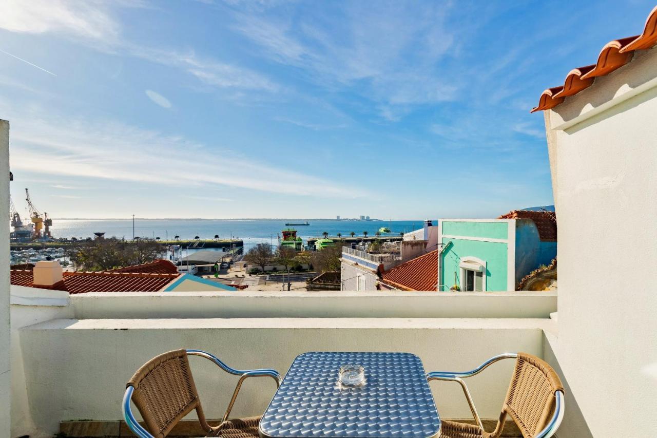 Marina Blue - Apartments & Suites Setúbal Eksteriør billede